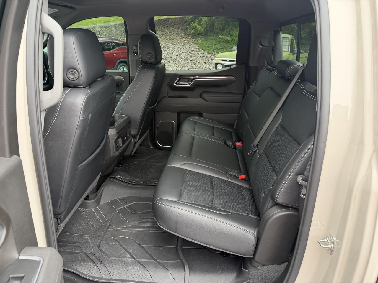 Chevrolet Silverado 1500 RST Crew Cab 4WD 2026