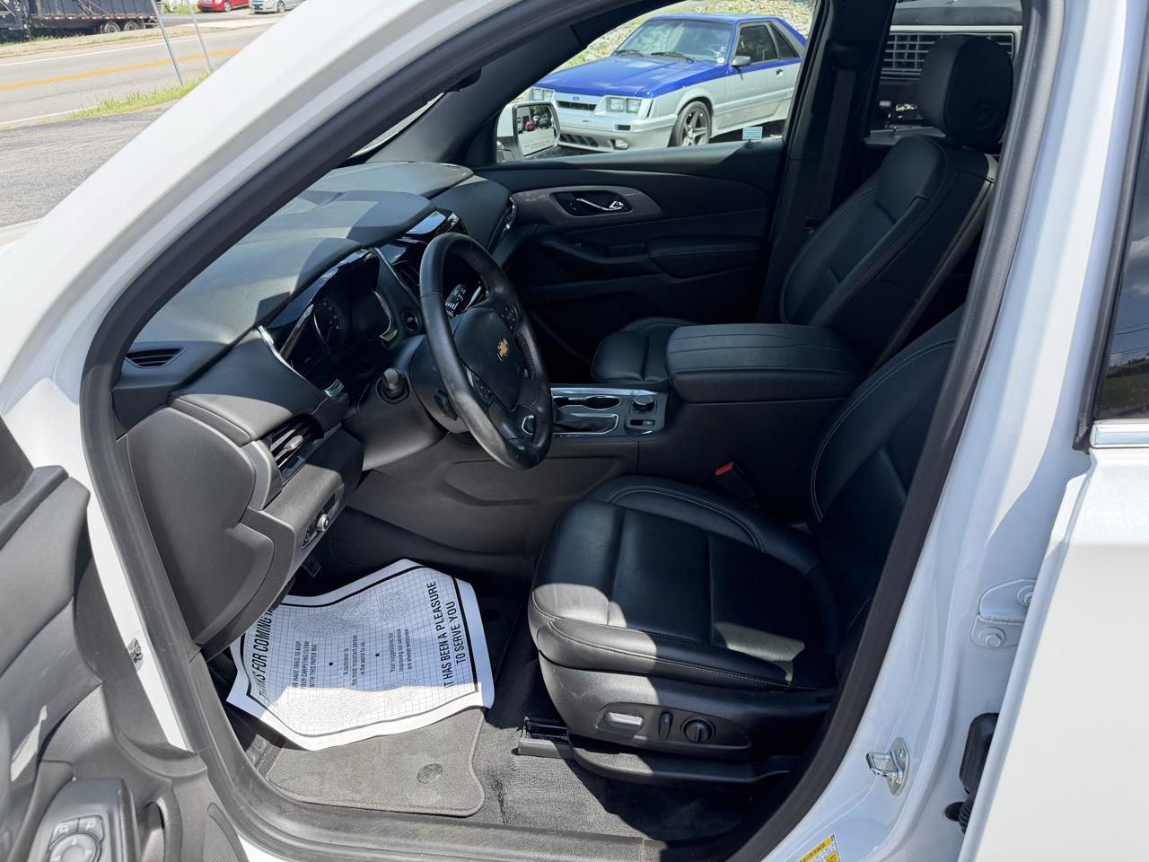 Chevrolet Traverse LT Leather FWD 2023
