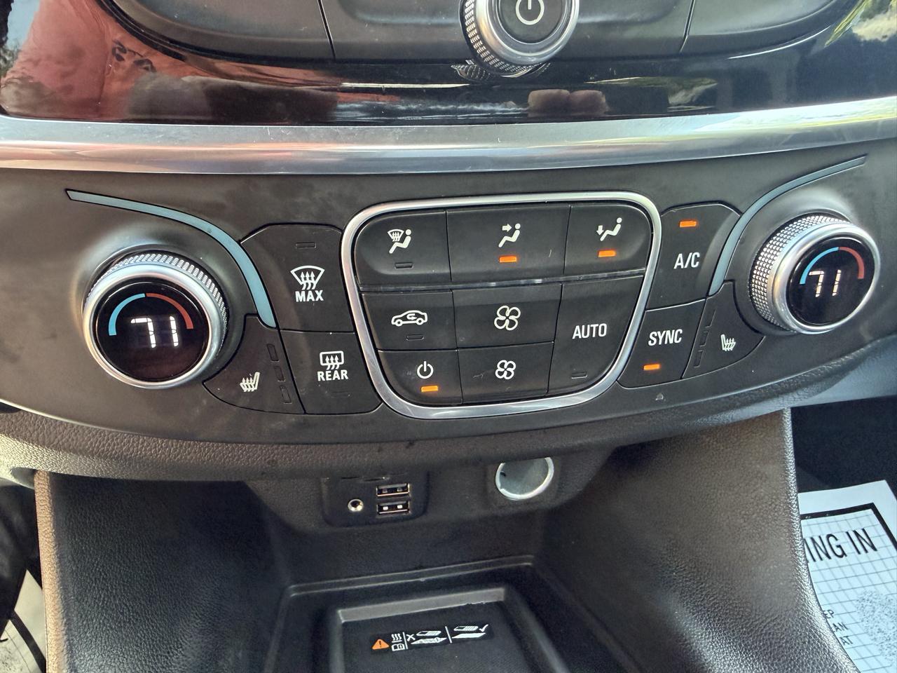 Chevrolet Traverse LT Leather FWD 2023