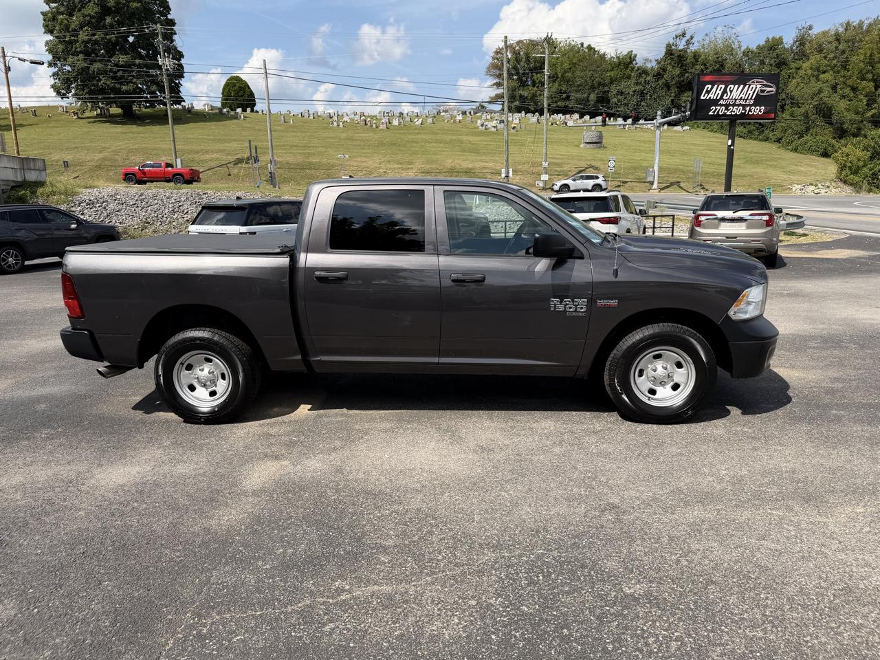 RAM 1500 Classic Tradesman Crew Cab SWB 4WD 2024