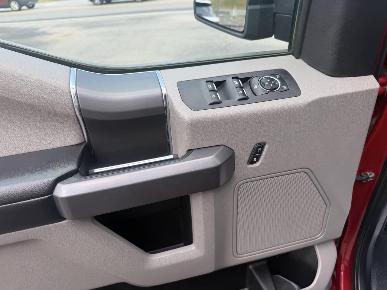 Ford F-150 XLT SuperCrew 5.5-ft. Bed 4WD 2020