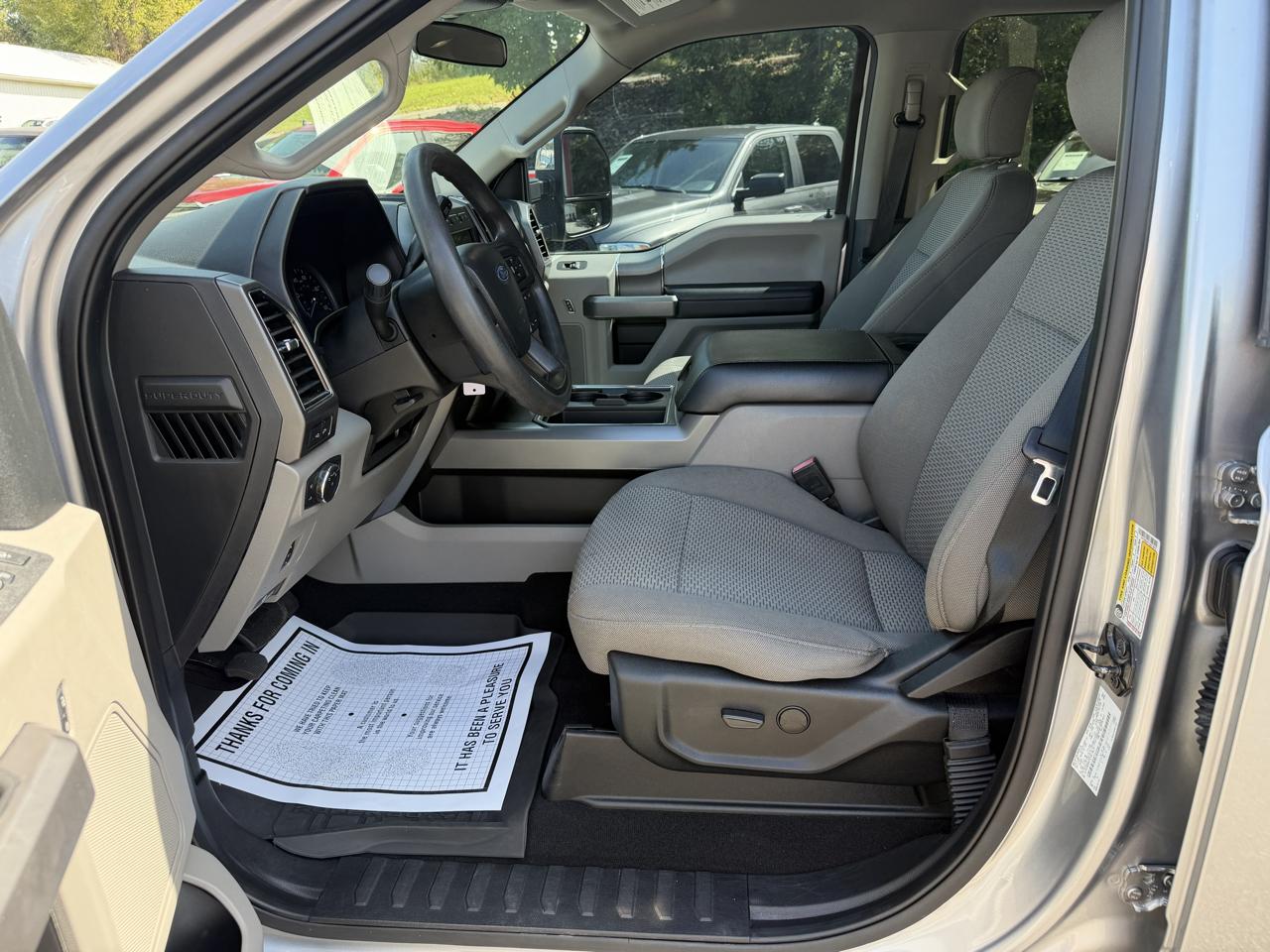 Ford F-250 SD XLT Crew Cab 4WD 2020