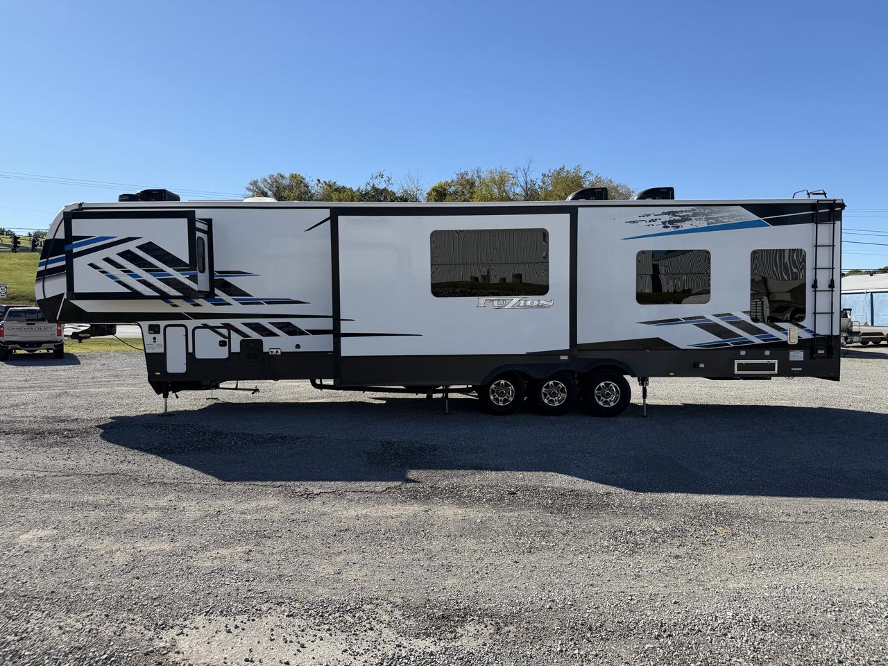 Keystone Fusion Impact Toy Hauler  2022