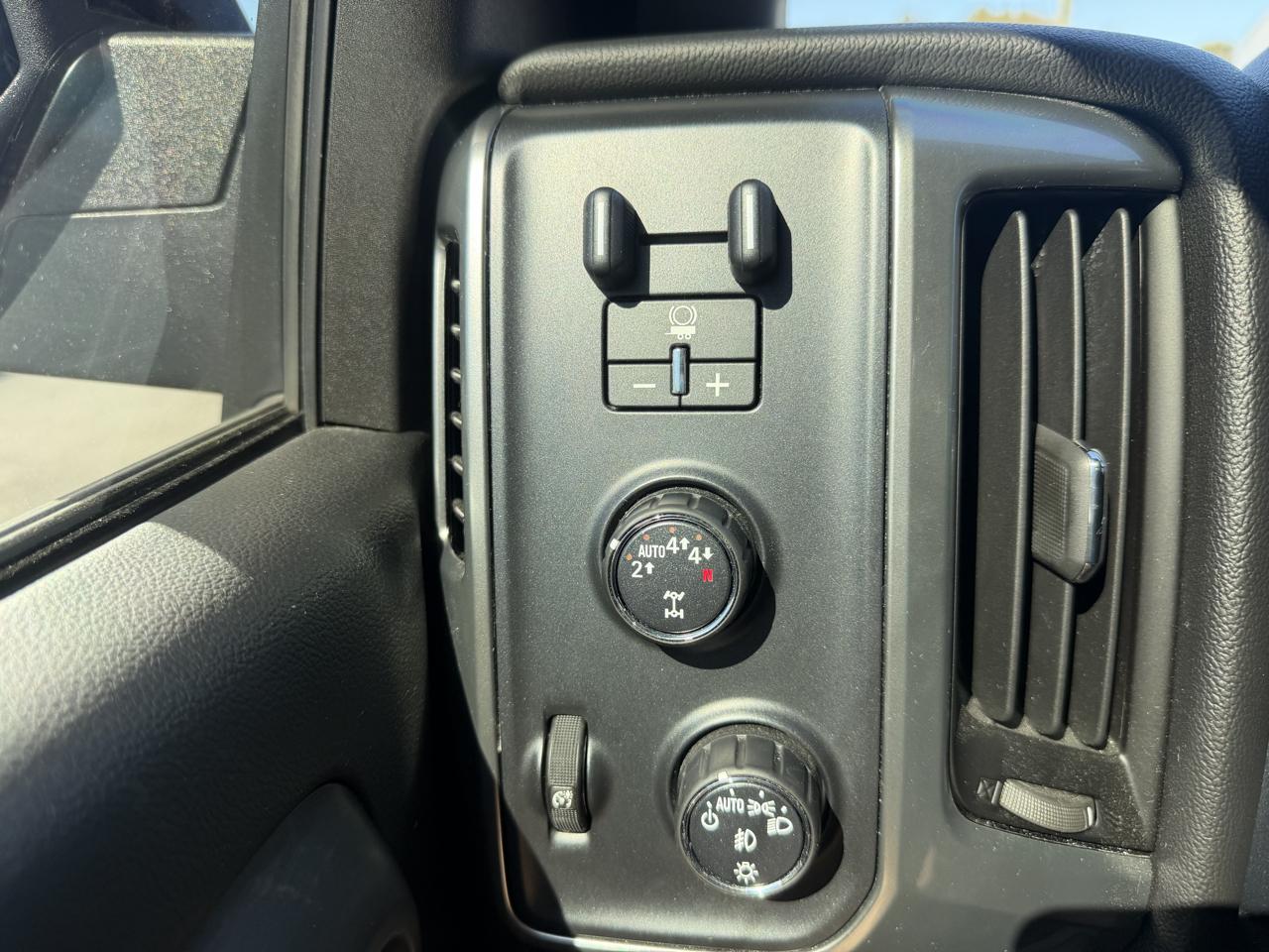 Chevrolet Silverado 1500  2017