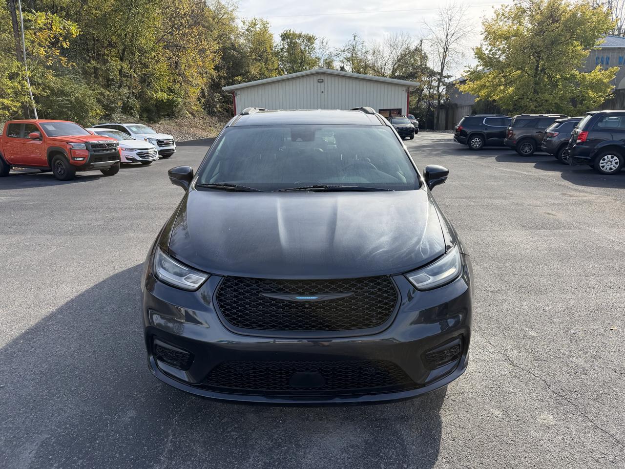 Chrysler Pacifica Hybrid Touring L 2021