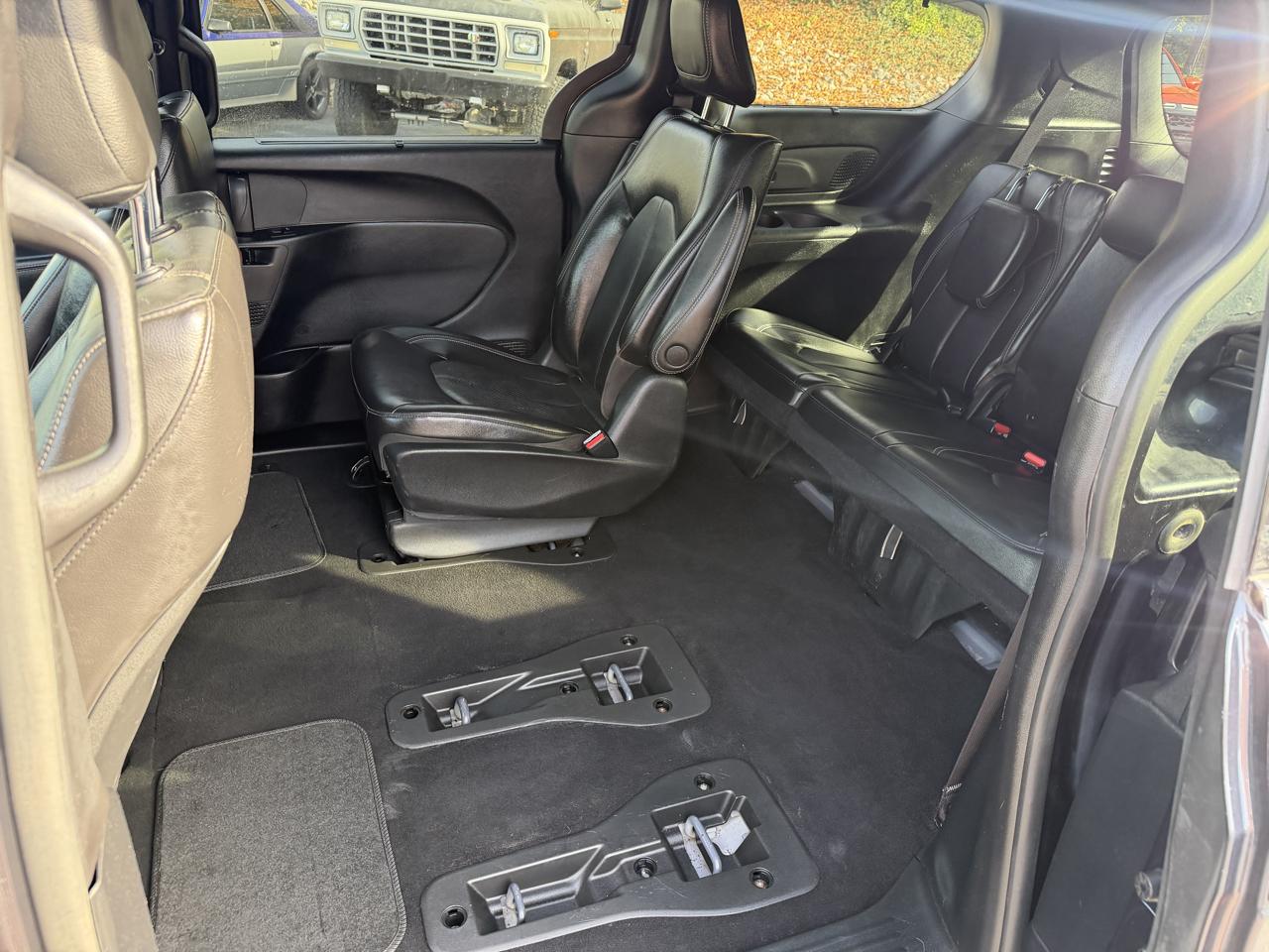 Chrysler Pacifica Hybrid Touring L 2021