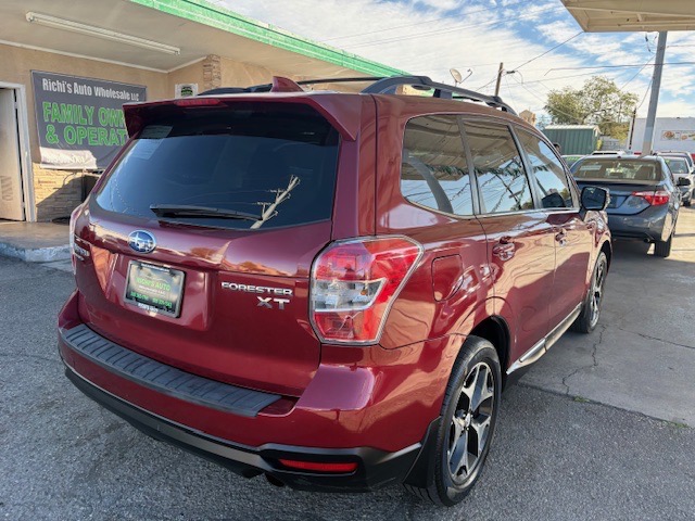 Subaru Forester 2.0XT Touring 2016 Subaru Forester 2.0XT Touring 2016