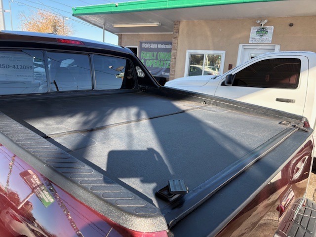 Honda Ridgeline RTL w/ Leather and Navigation 2013