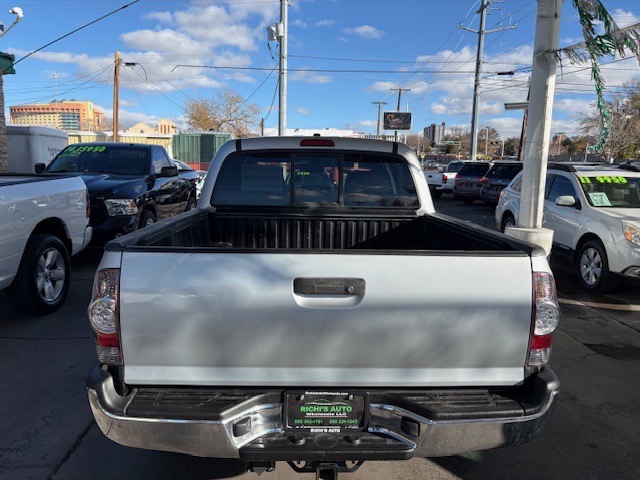 Toyota Tacoma Double Cab V6 4WD 2011