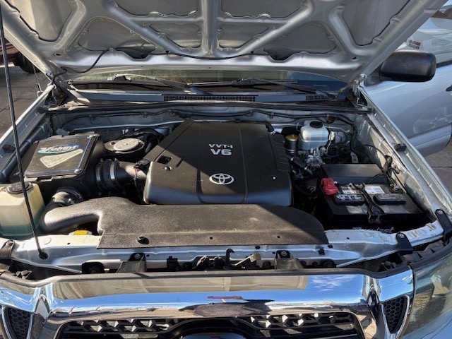 Toyota Tacoma Double Cab V6 4WD 2011