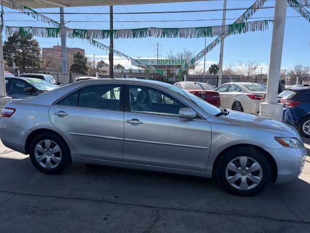 Toyota Camry LE 2009