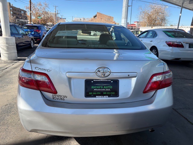 Toyota Camry LE 2009