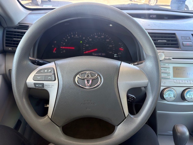 Toyota Camry LE 2009