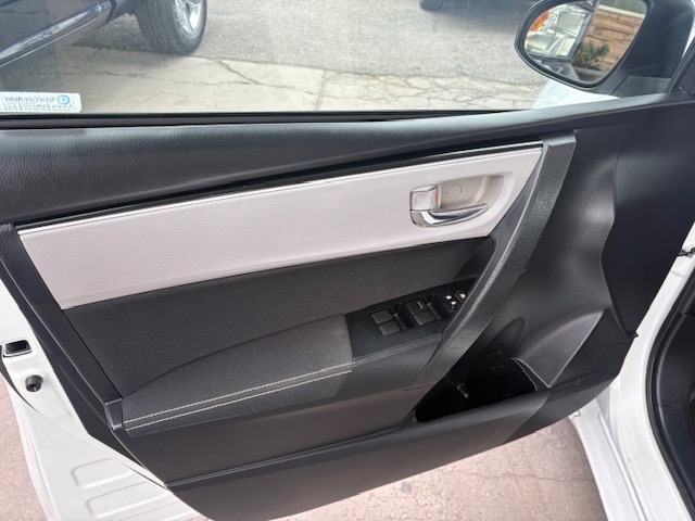 Toyota Corolla LE 2017