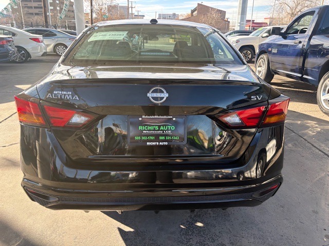 Nissan Altima 2.5 SV 2023