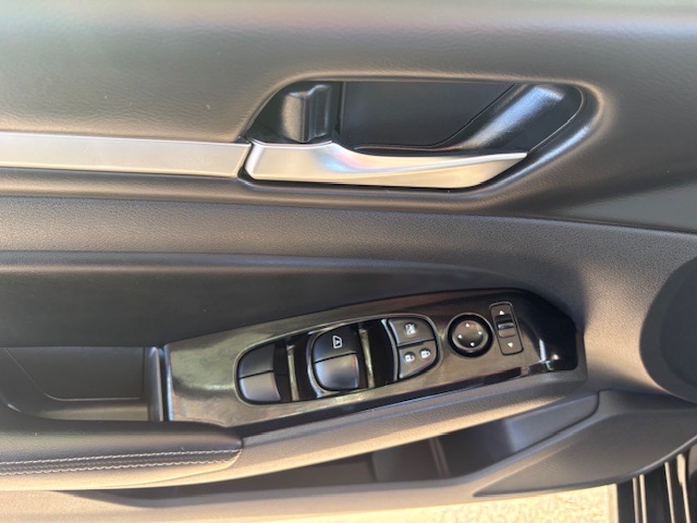 Nissan Altima 2.5 SV 2023