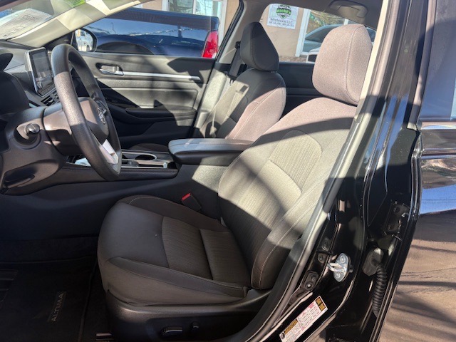 Nissan Altima 2.5 SV 2023