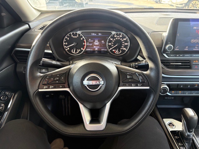 Nissan Altima 2.5 SV 2023