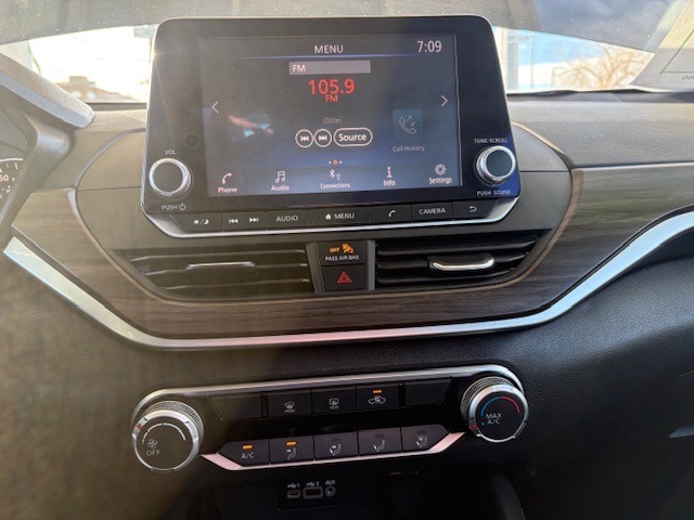 Nissan Altima 2.5 SV 2023