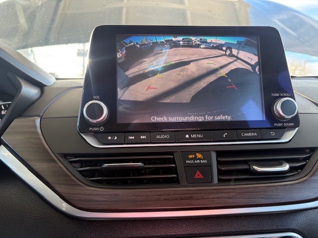 Nissan Altima 2.5 SV 2023