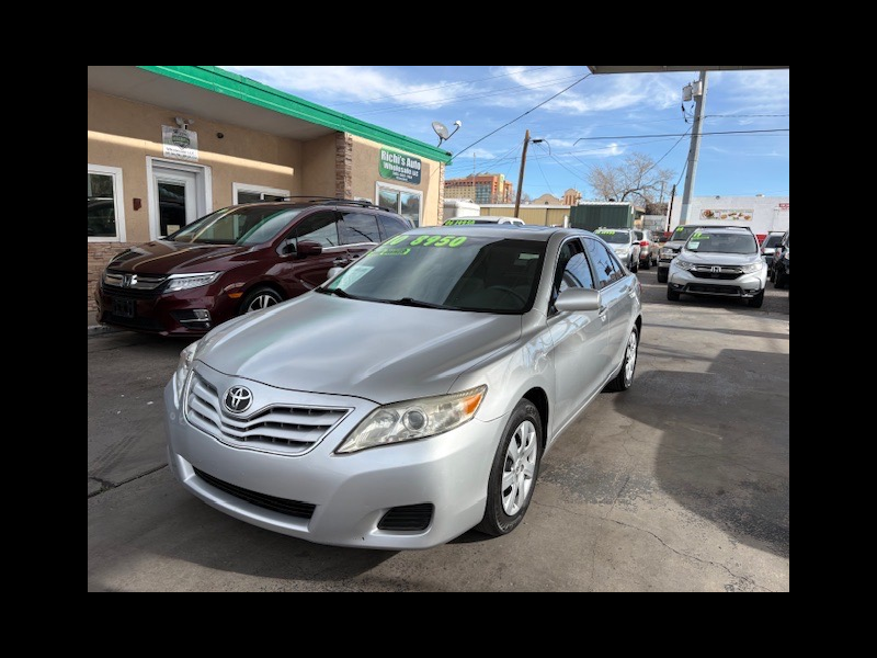 Toyota Camry LE 2010