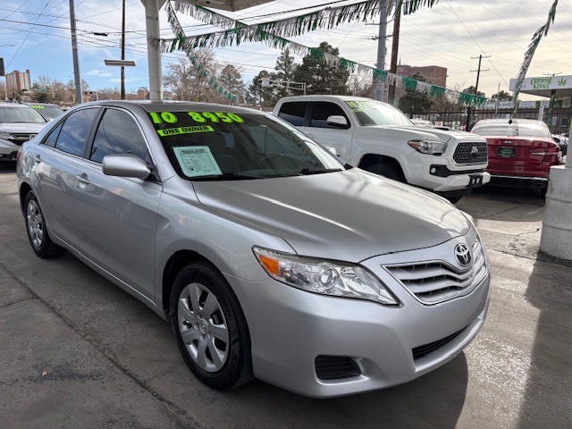 Toyota Camry LE 2010