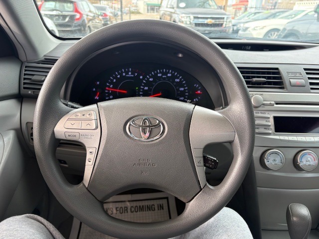 Toyota Camry LE 2010