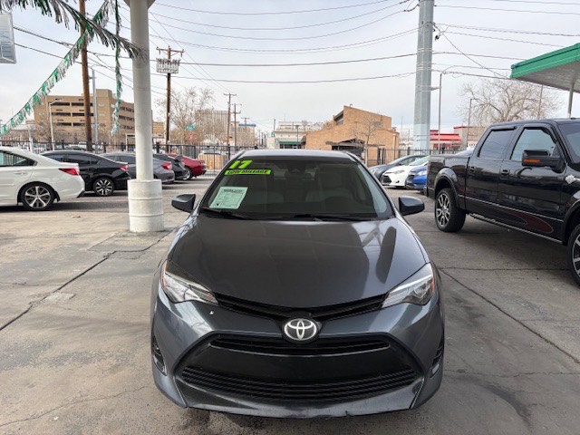 Toyota Corolla LE 2017