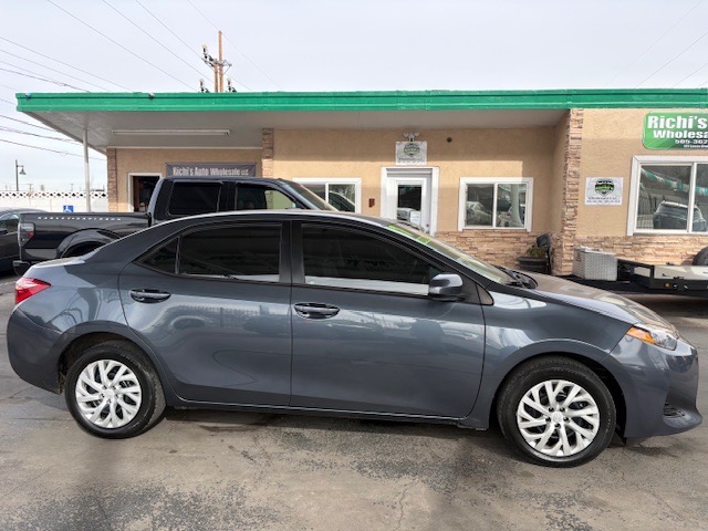 Toyota Corolla LE 2017