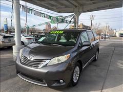 2011 Toyota Sienna 