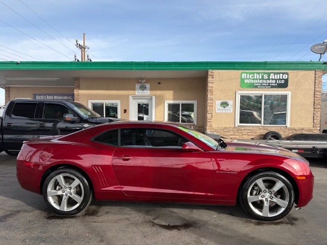 Chevrolet Camaro LT1 Coupe 2011
