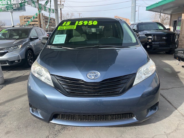 Toyota Sienna L FWD 7-Passenger V6 2015