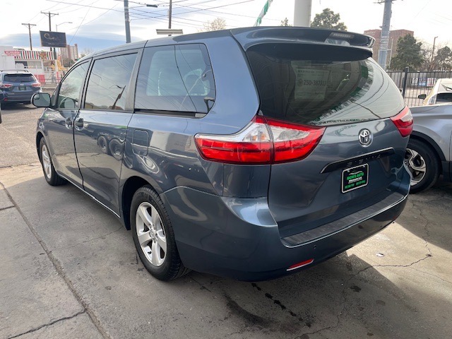 Toyota Sienna L FWD 7-Passenger V6 2015