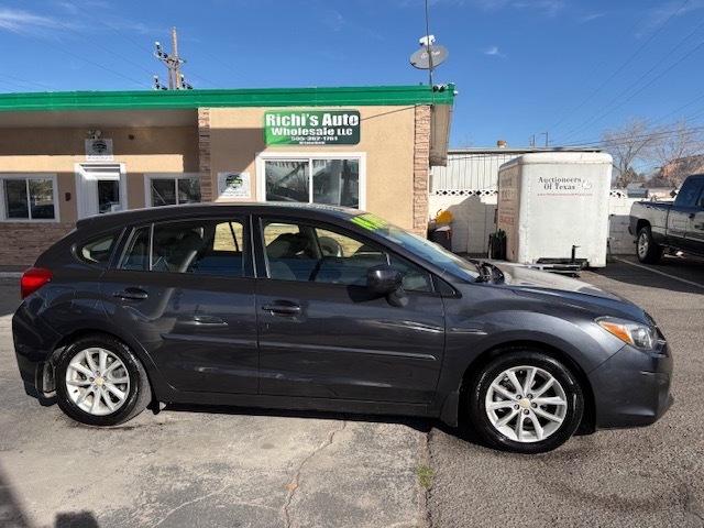 Subaru Impreza 2.0i Premium 5-Door w/All Weather Package 2014