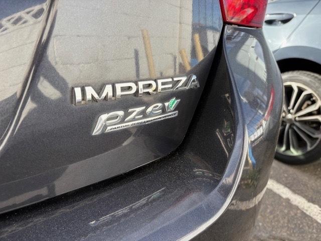 Subaru Impreza 2.0i Premium 5-Door w/All Weather Package 2014