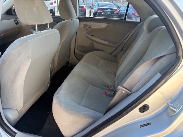 Toyota Corolla CE 2009