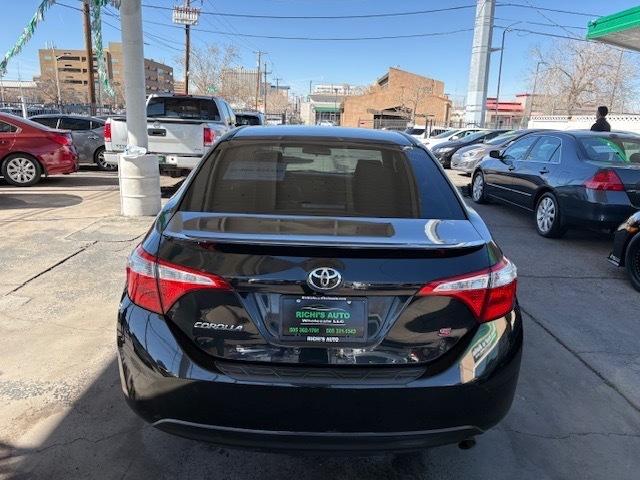 Toyota Corolla  2016