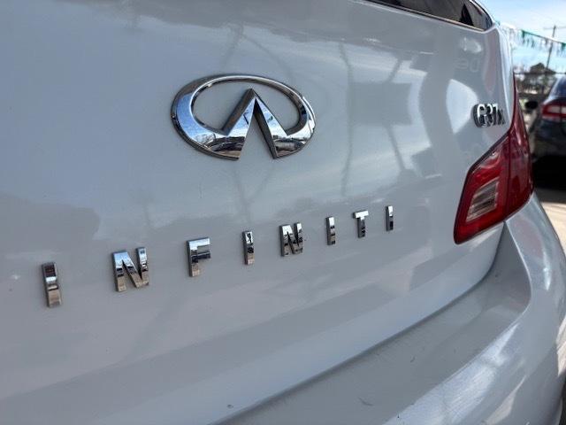 Infiniti G Sedan G37x AWD 2011