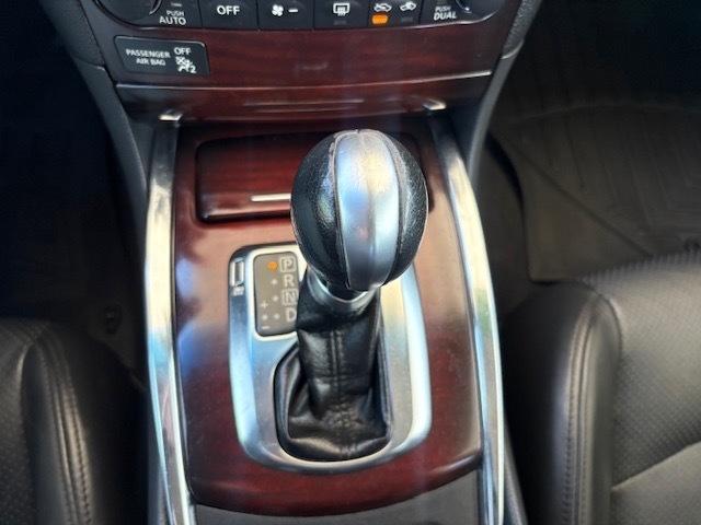 Infiniti G Sedan G37x AWD 2011