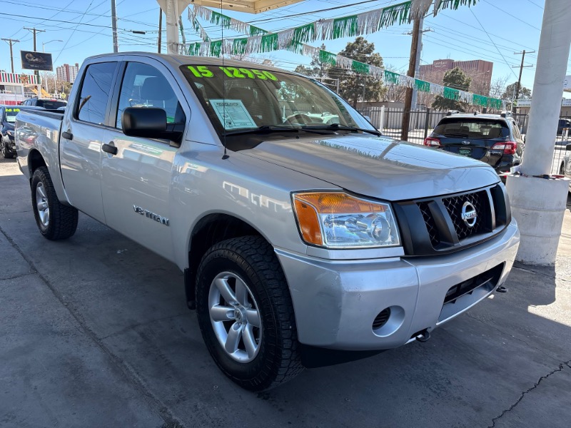 Nissan Titan PRO-4X Crew Cab 4WD 2015