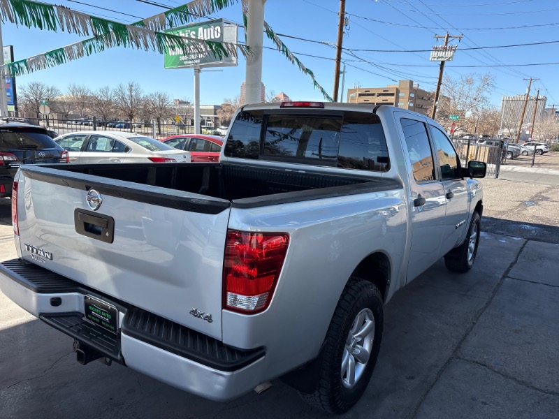 Nissan Titan PRO-4X Crew Cab 4WD 2015