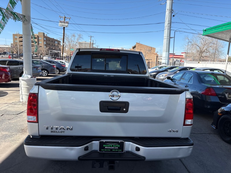 Nissan Titan PRO-4X Crew Cab 4WD 2015