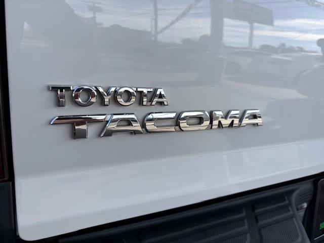 Toyota Tacoma PreRunner Double Cab Long Bed V6 2WD 2006