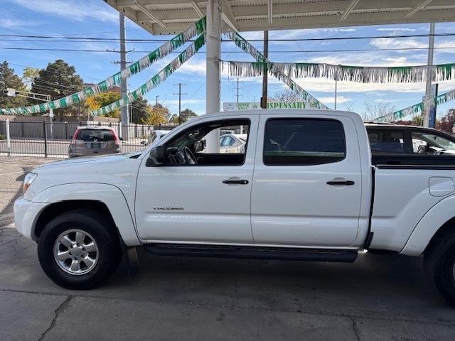 Toyota Tacoma PreRunner Double Cab Long Bed V6 2WD 2006