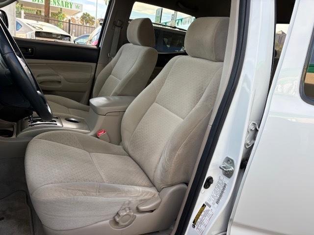 Toyota Tacoma PreRunner Double Cab Long Bed V6 2WD 2006