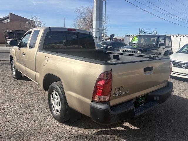 Toyota Tacoma Access Cab I4 Manual 2WD 2005