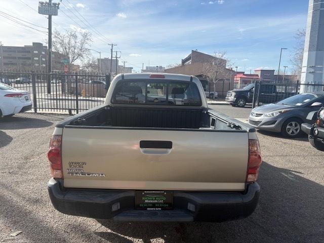 Toyota Tacoma Access Cab I4 Manual 2WD 2005
