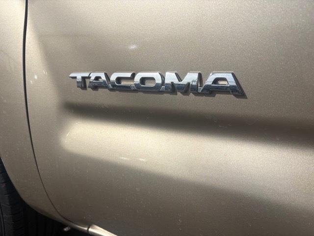 Toyota Tacoma Access Cab I4 Manual 2WD 2005