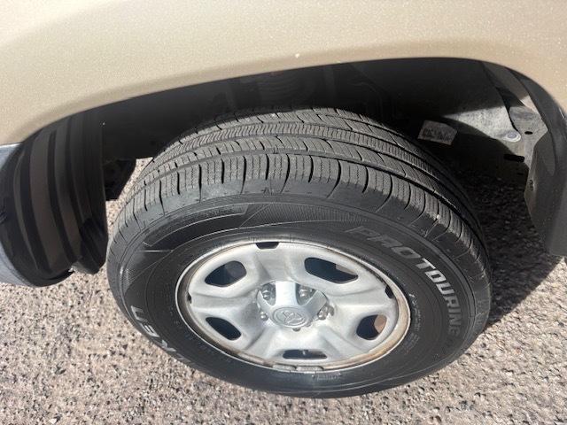 Toyota Tacoma Access Cab I4 Manual 2WD 2005