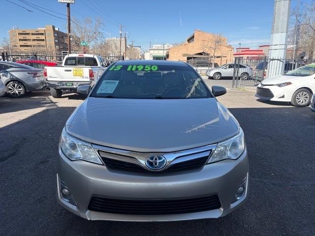 Toyota Camry Hybrid XLE 2013
